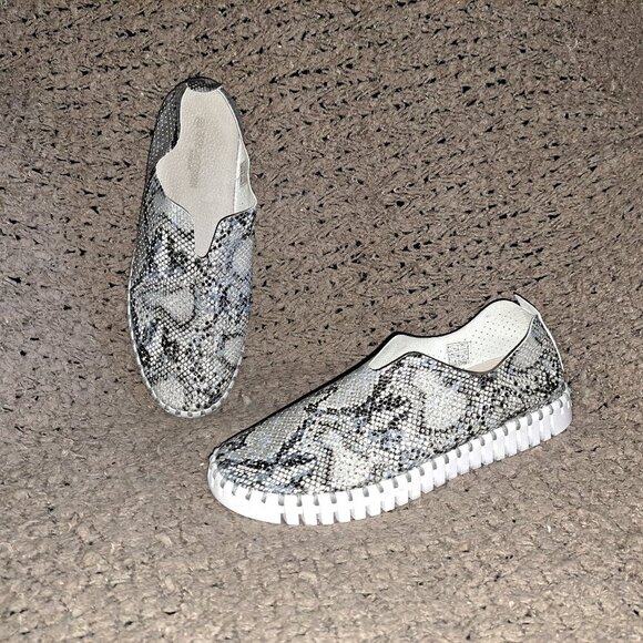ILSE JACOBSEN-Tulip-Snakeprint Vegan Leather/Leather Insole-Sz 40-9.5-Excellent - Picture 1 of 8